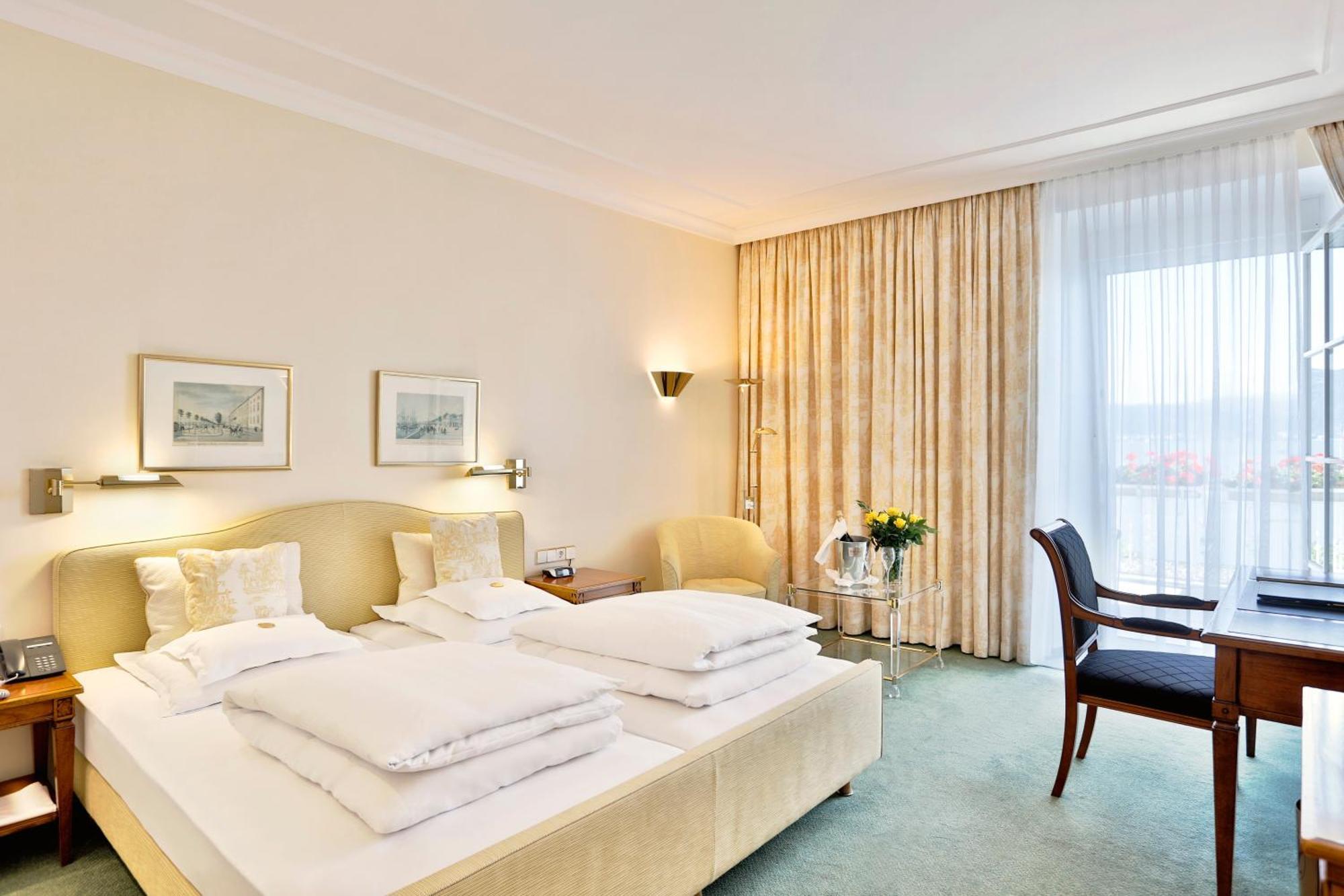 Double Room Lake View