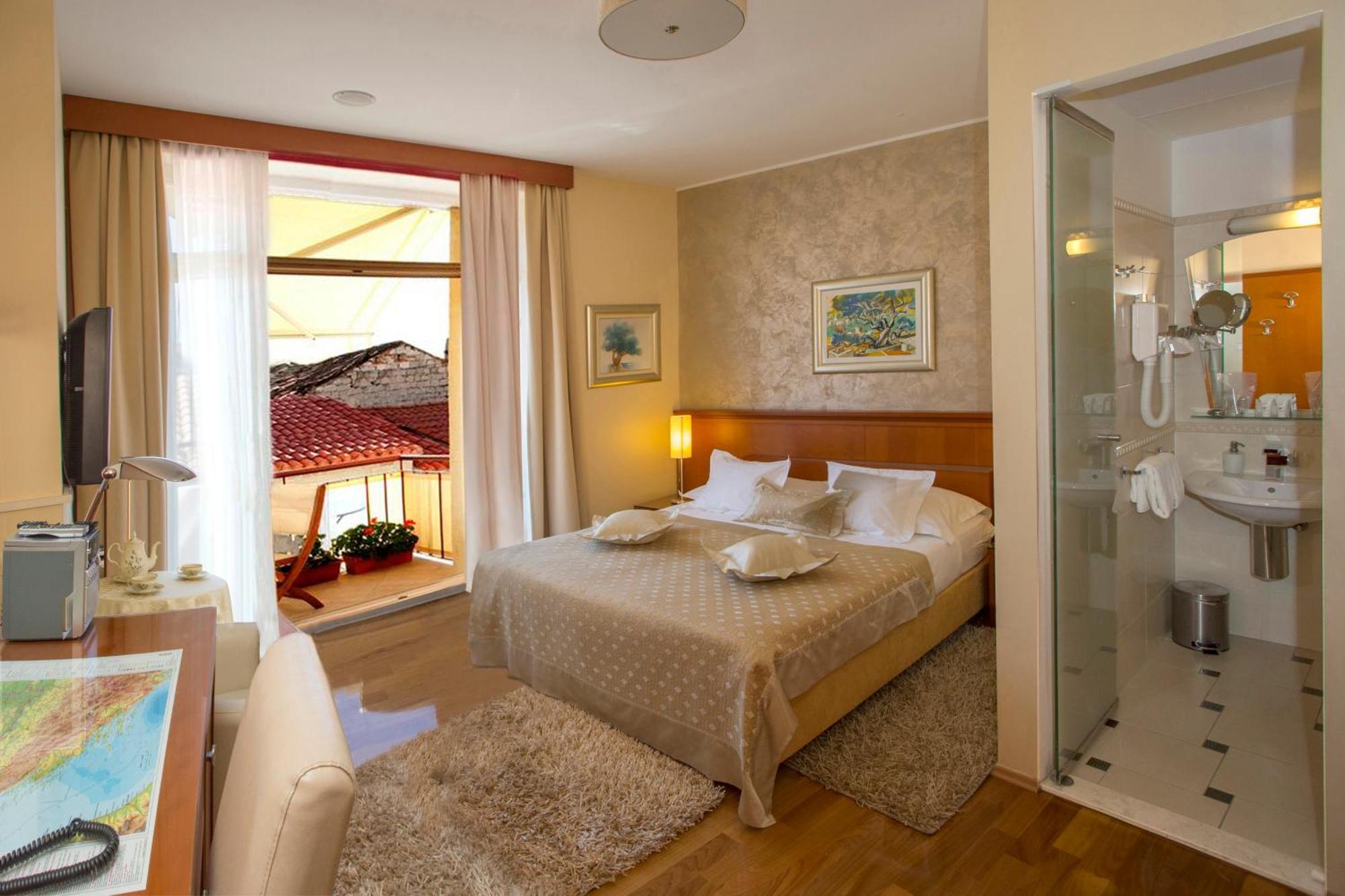 Superior Double Room Balcony