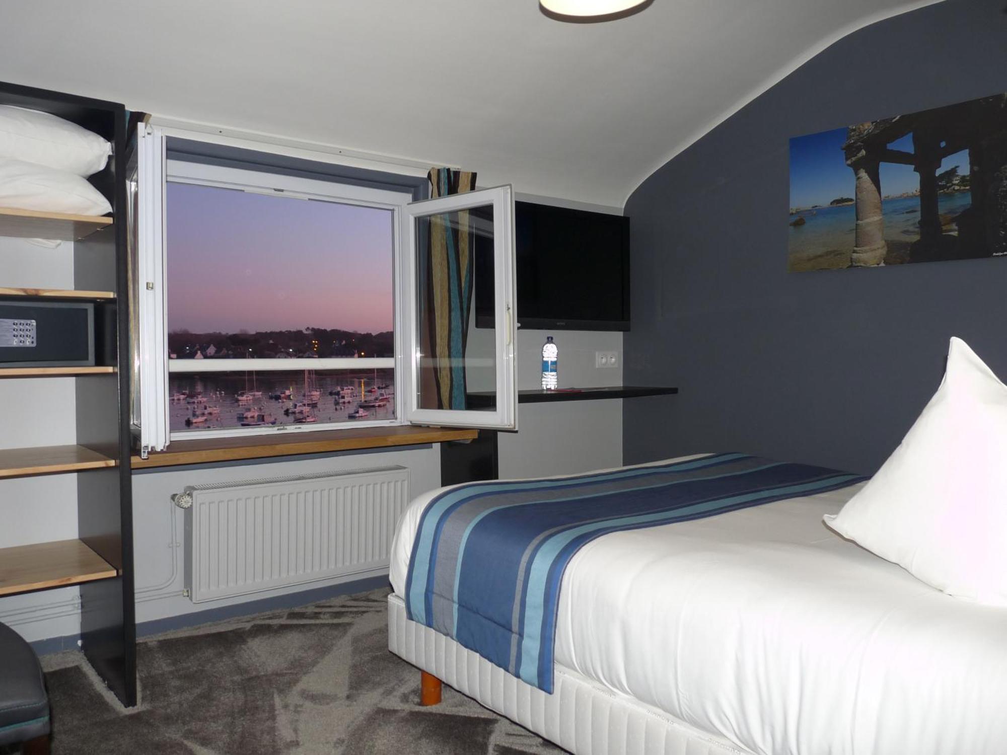 Classic Room Sea View,685480884:JPEG