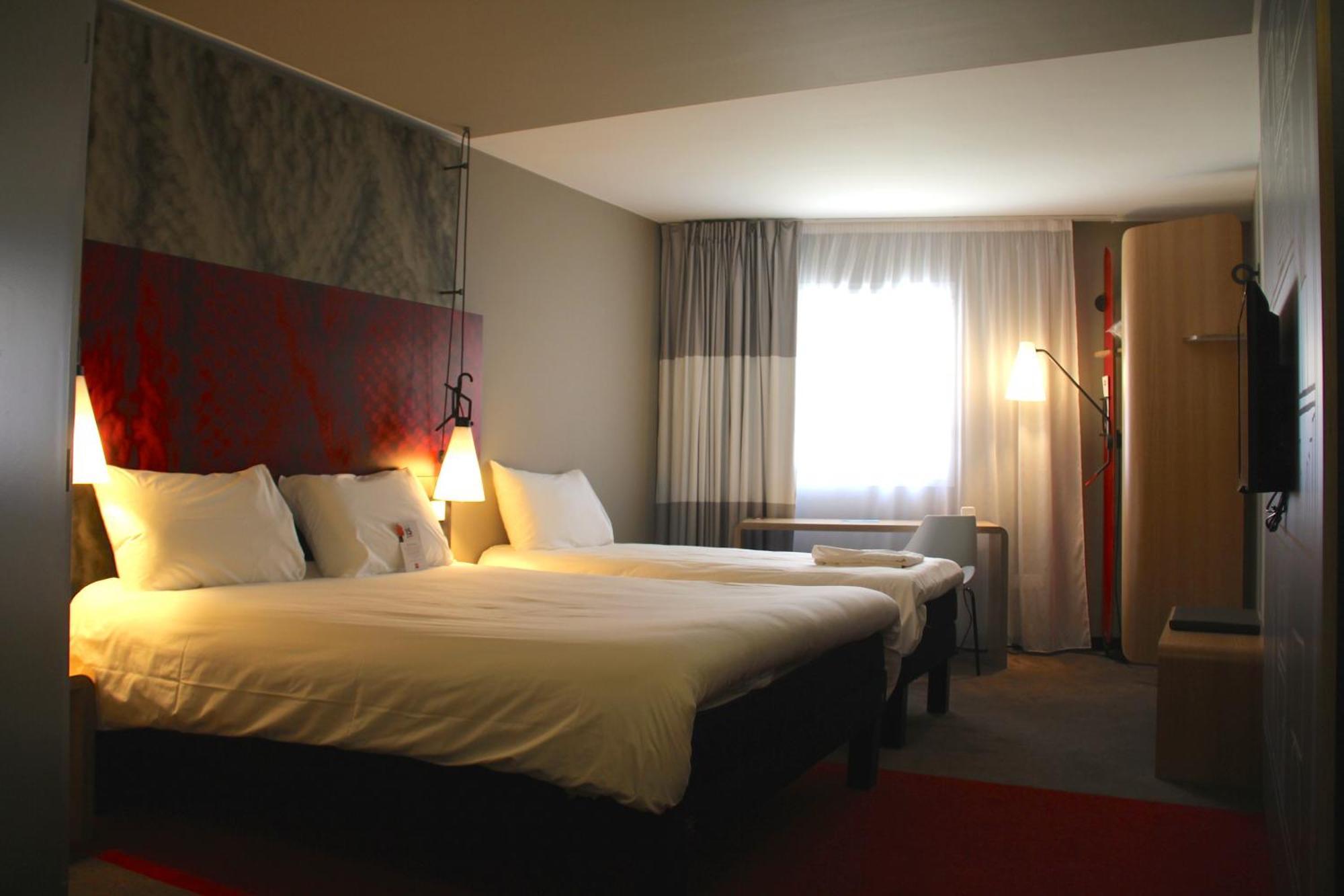 Triple Room,685826340:JPEG