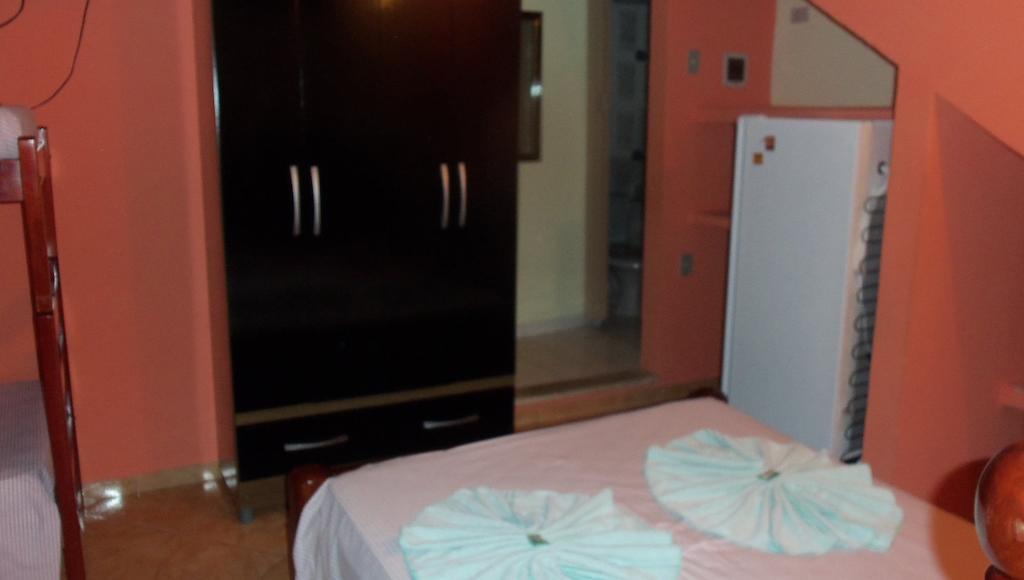 Quarto Família (6 Adultos)