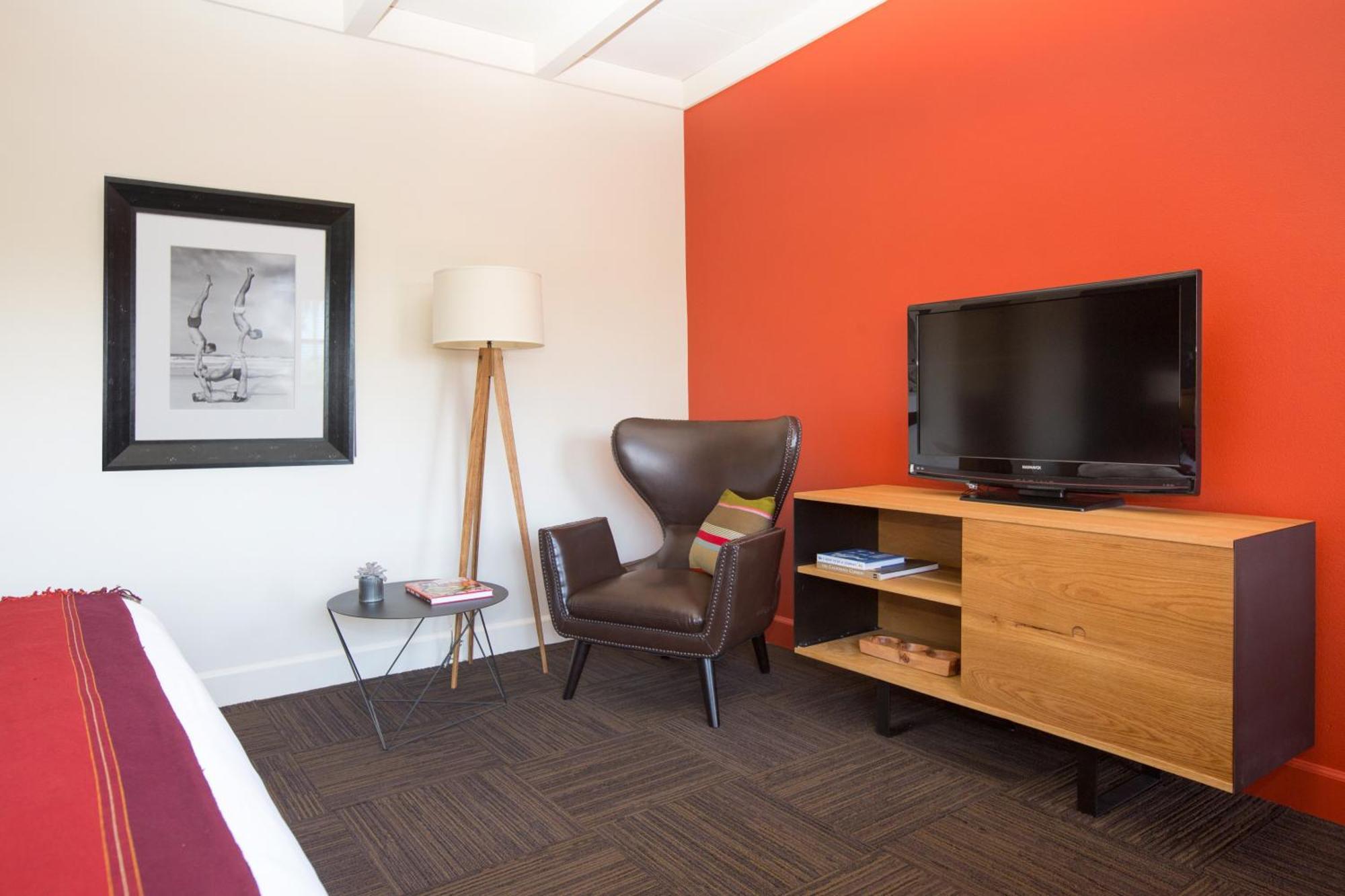 King Room Second Floor Men Only