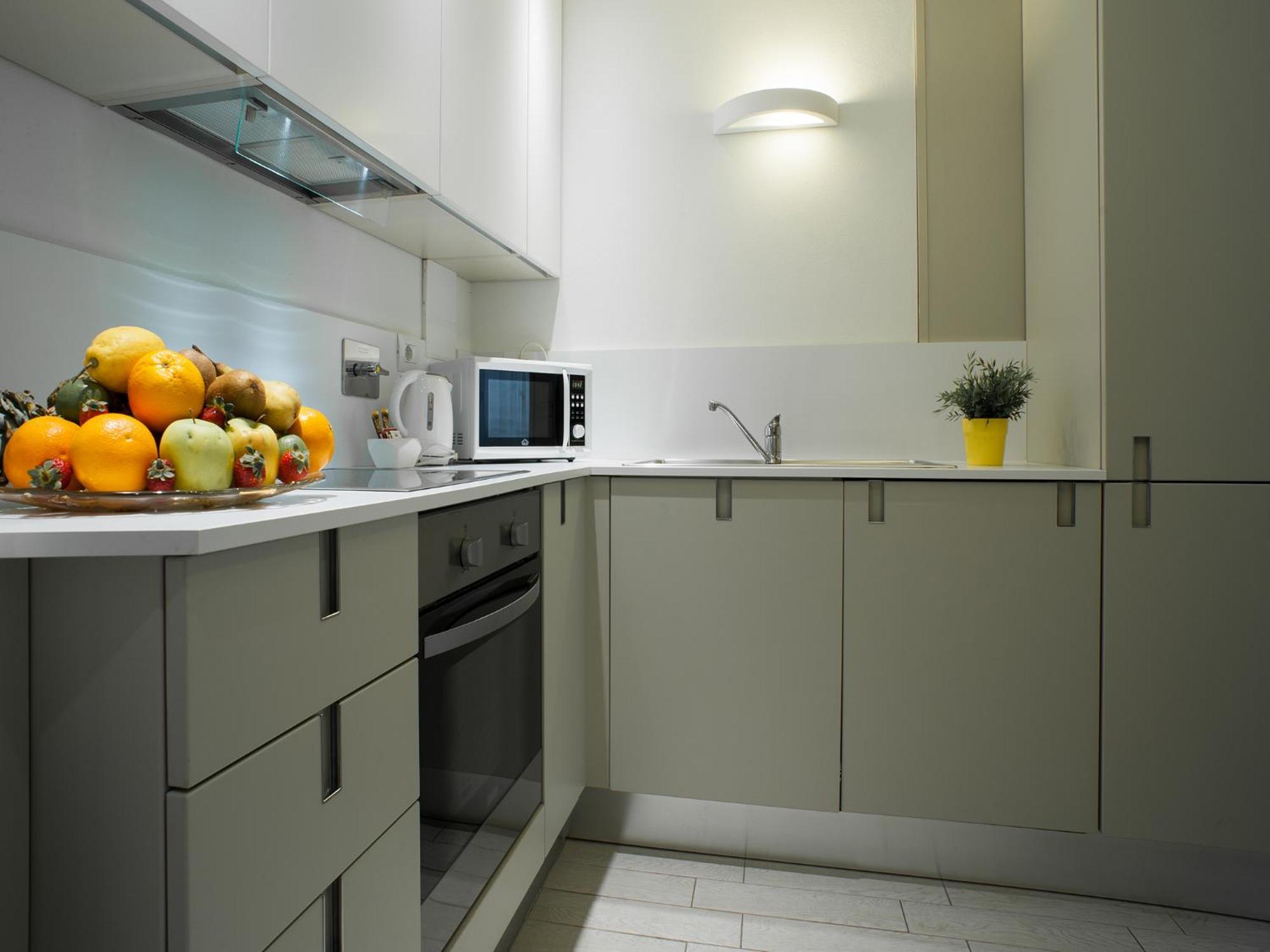 Studio Apartment