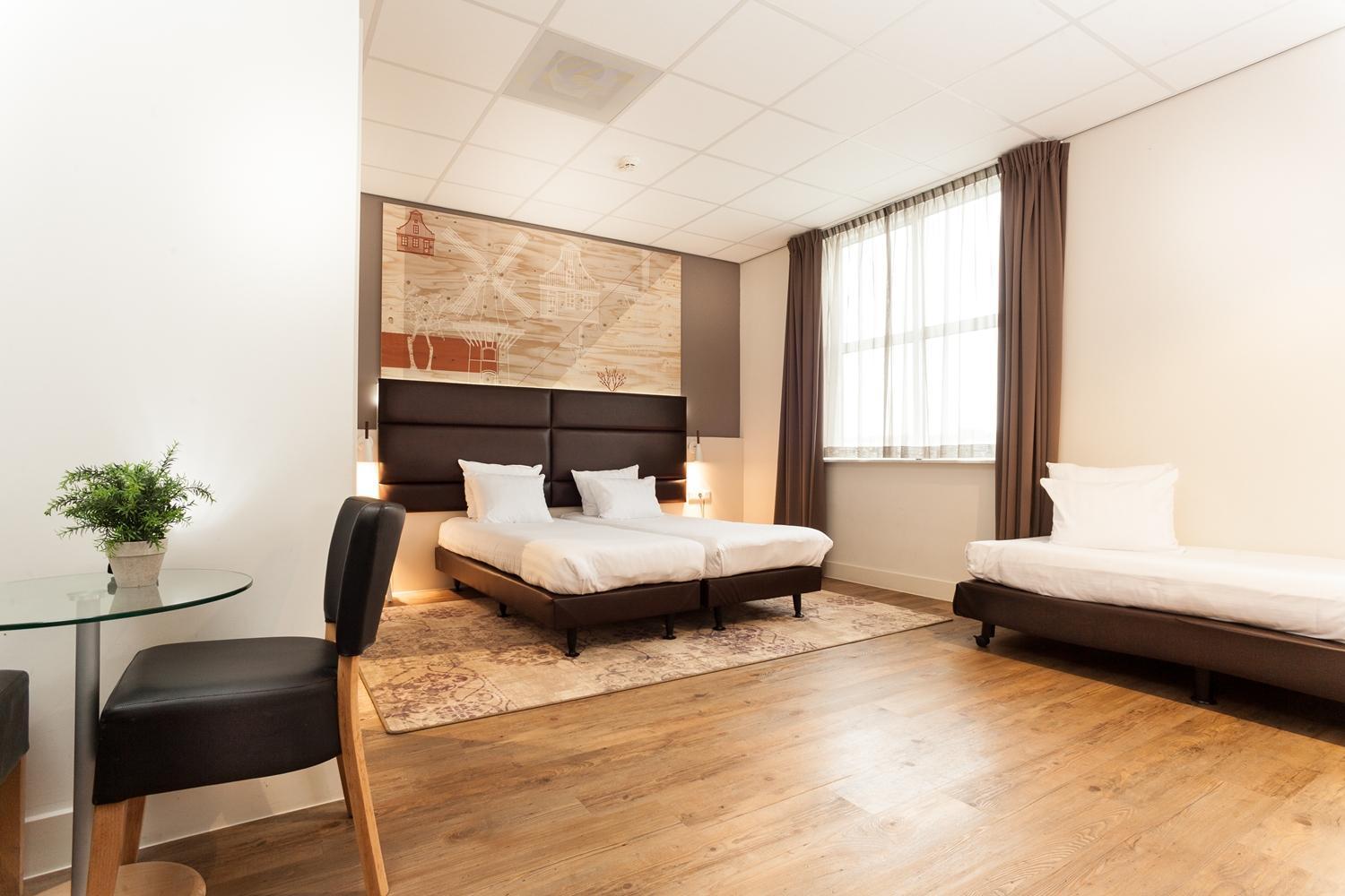 Triple Room Three Single Beds