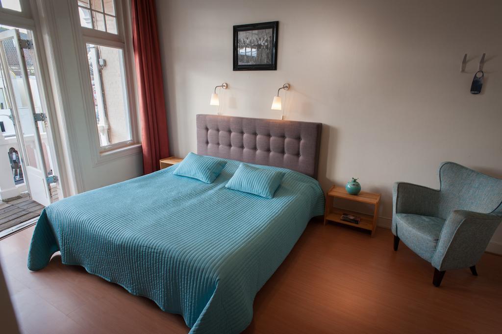 Standard Twin Room Balcony