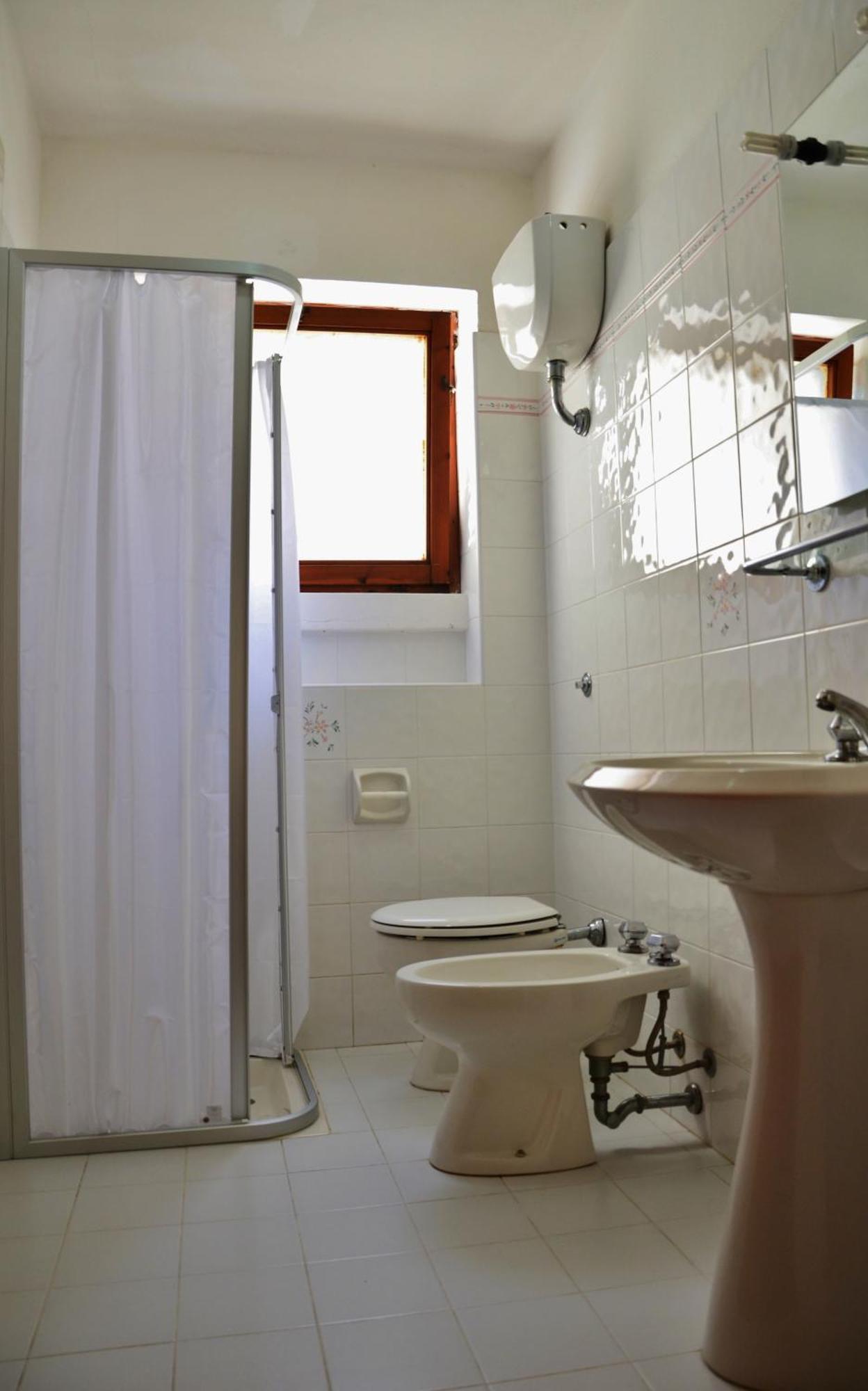 Standard Three-Bedroom Apartment,687068517:JPEG