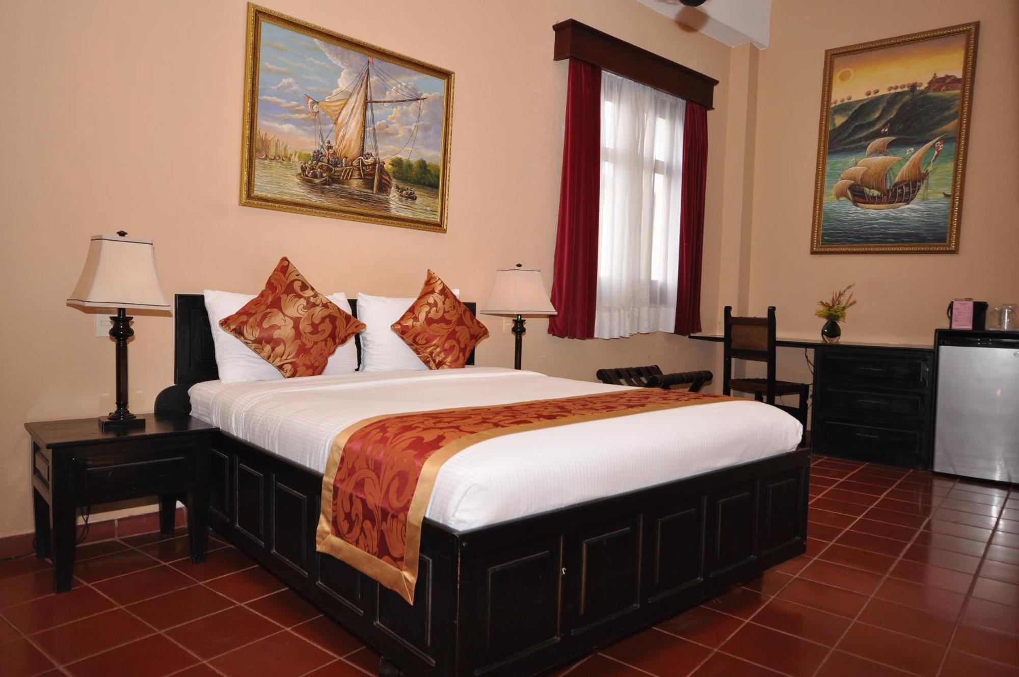 Queen Room