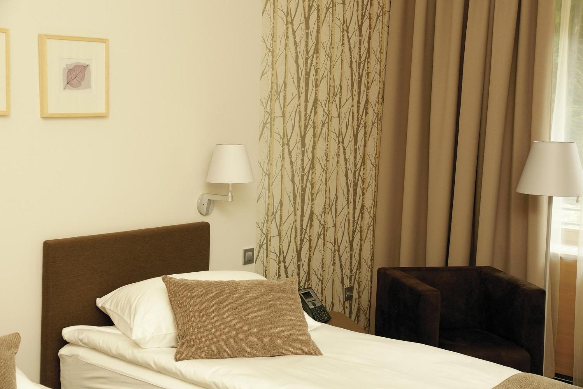 Superior Single Room,642700881:JPEG
