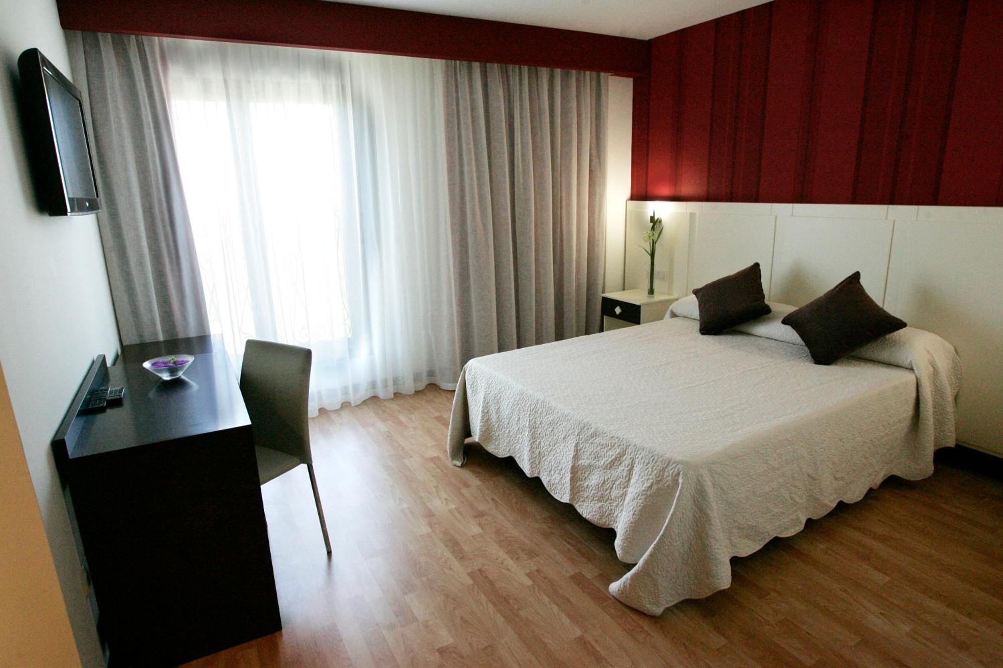 Double or Twin Room,1226831048:JPEG