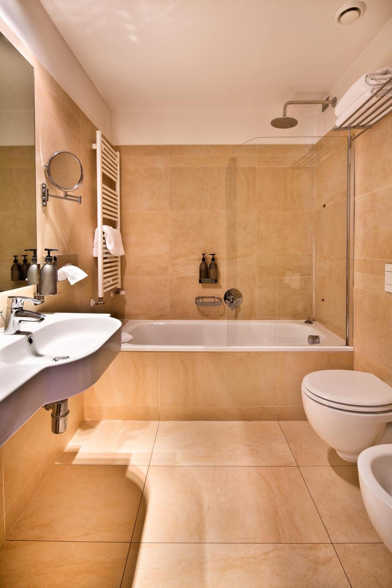 Junior Suite,719010901:JPEG