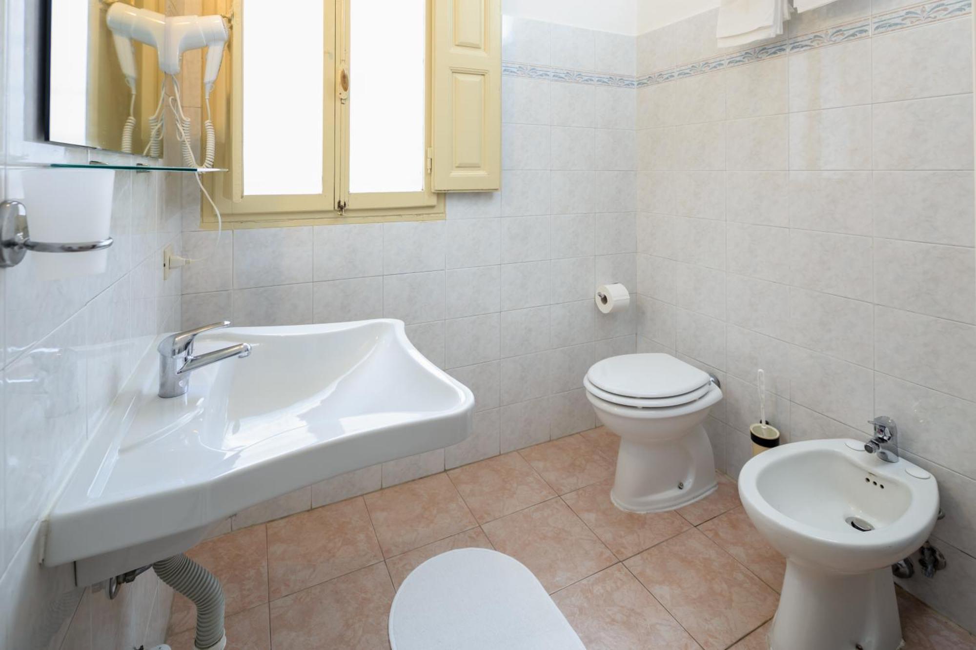 Economy Double or Twin Room