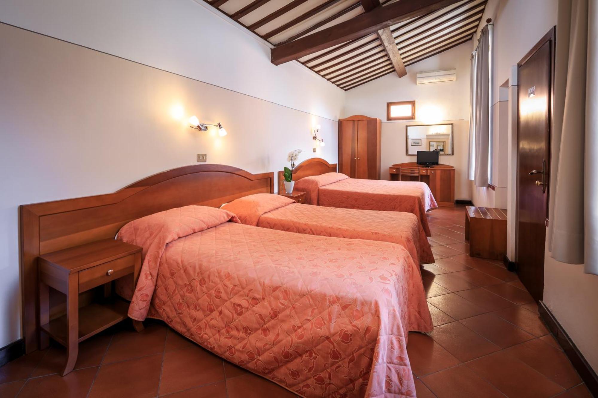 Economy Quadruple Room