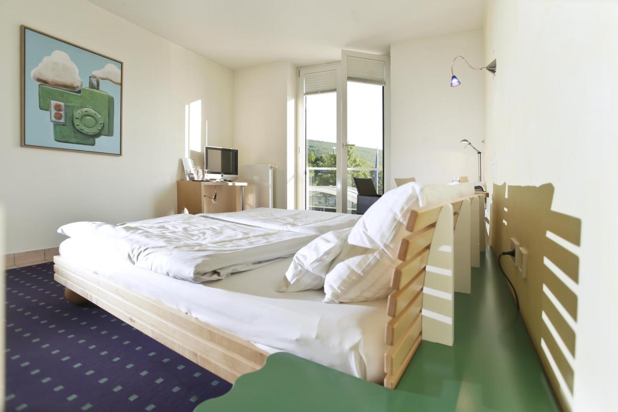 Double Room Alb Street side