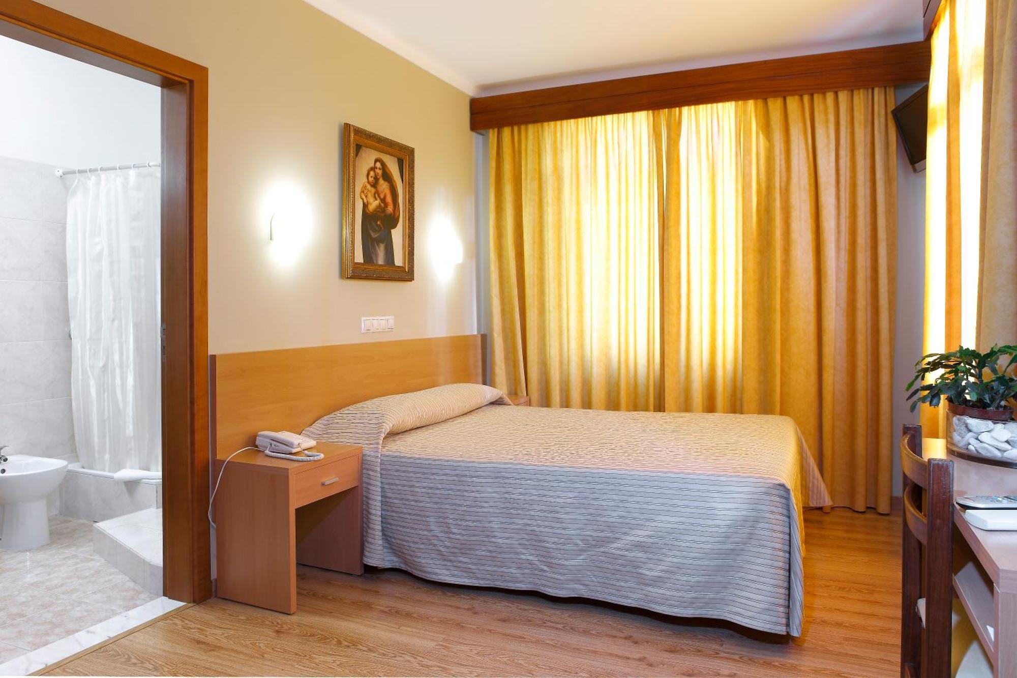 Single Room,1217674300:JPEG