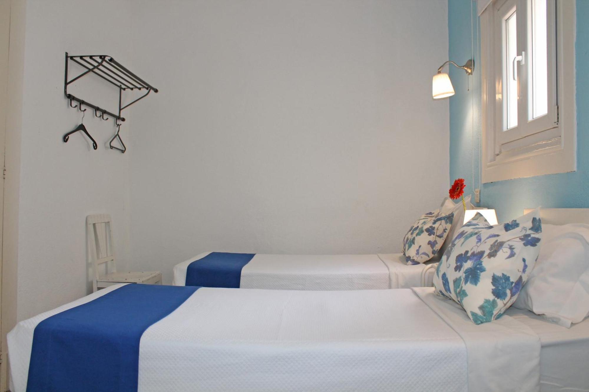 Triple Room,1025385907:JPEG