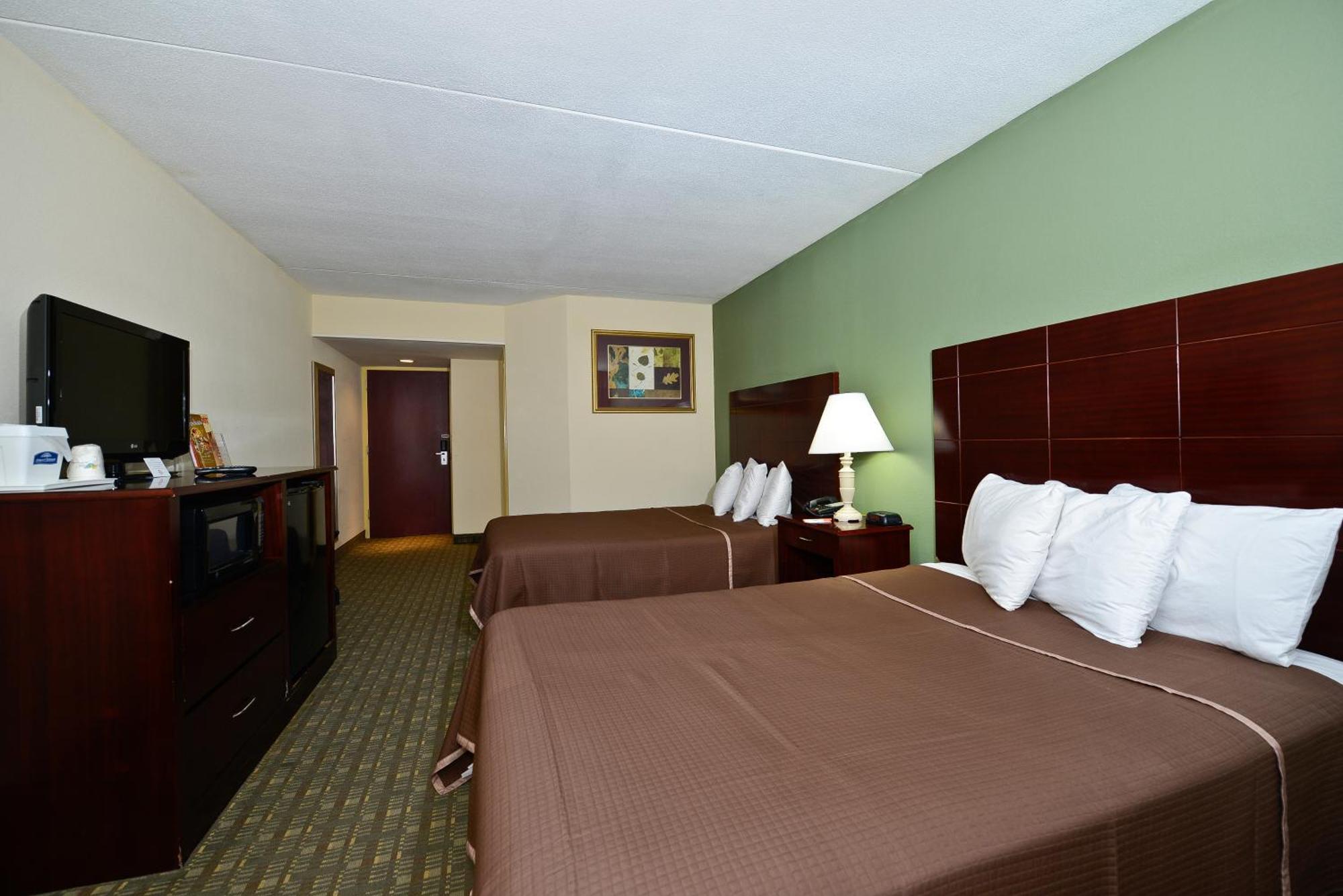 Double Room Two Double Beds Non-Smoking