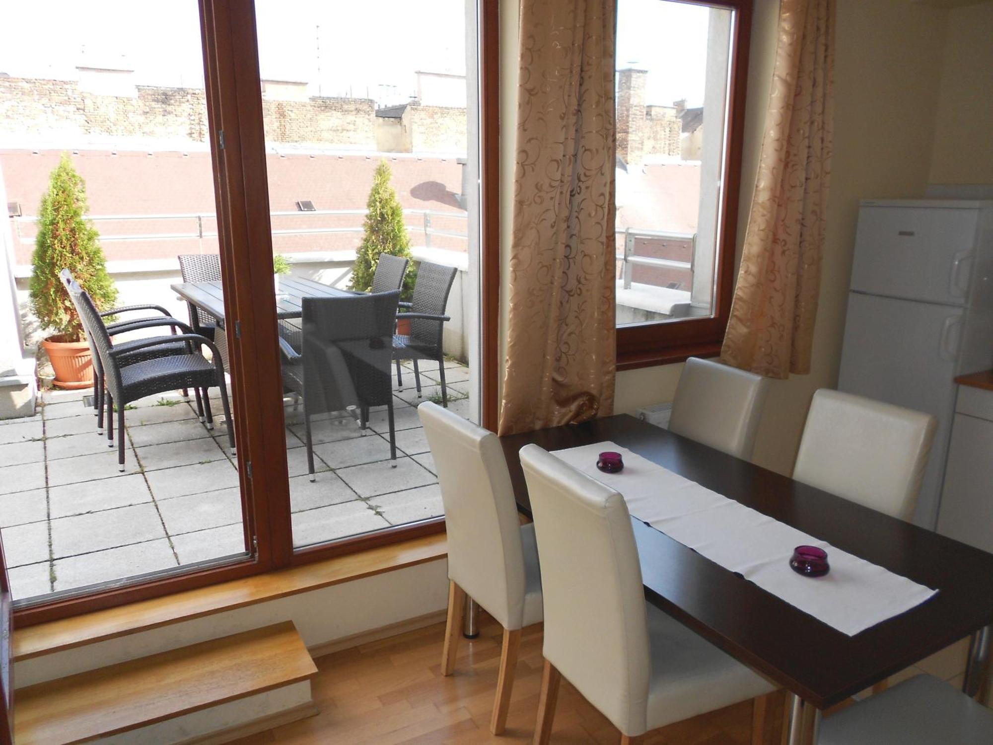 3-Bedroom Penthouse Apartment Rooftop Terrace,1578382649:JPEG