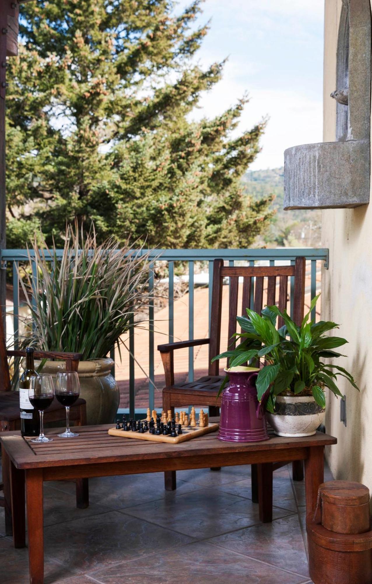 Sonoma Queen Upper Level