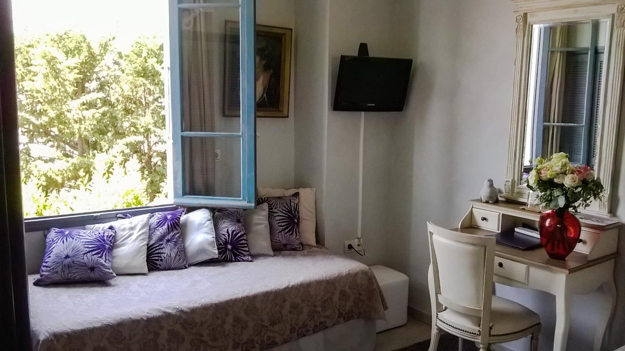 Triple Room Terrace,691428081:JPEG