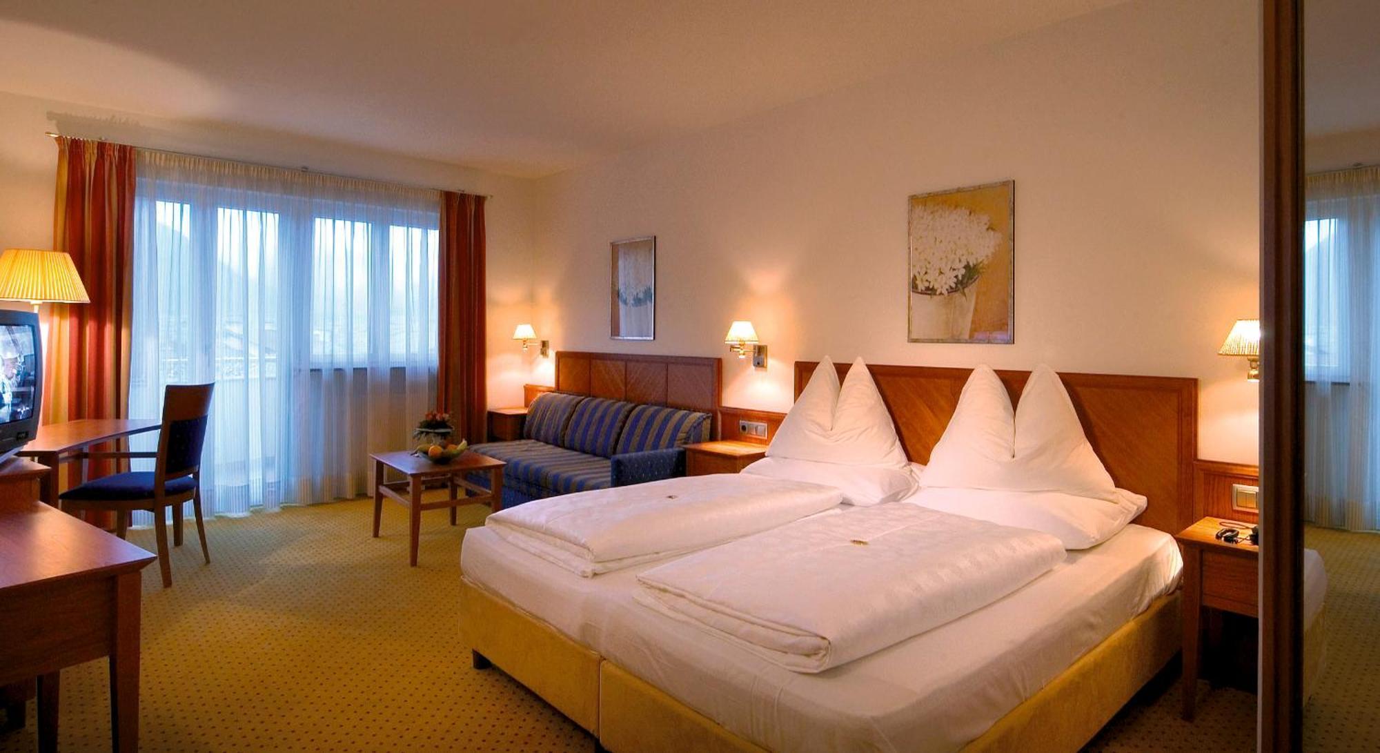 Superior Double Room,925657333:JPEG