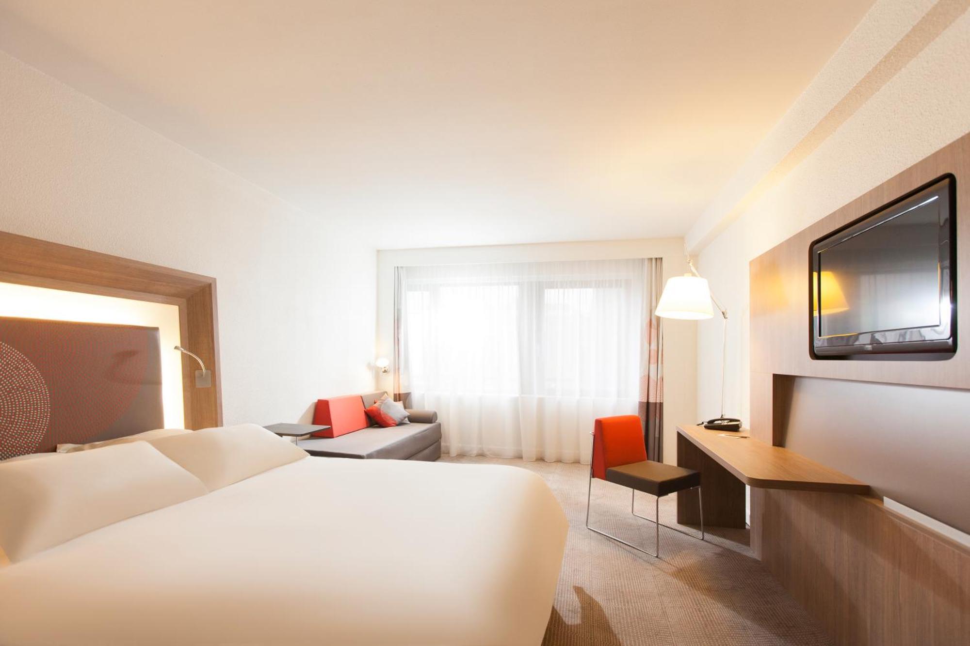 Executive Queen Room,1704847494:JPEG