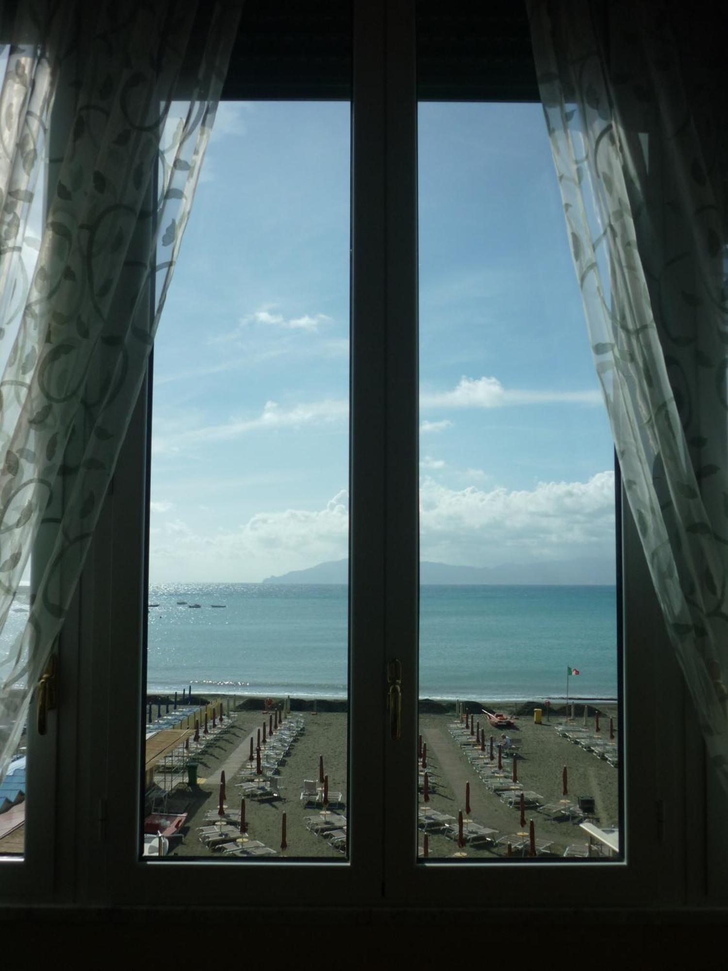 Suite with Sea View,110599383:JPEG