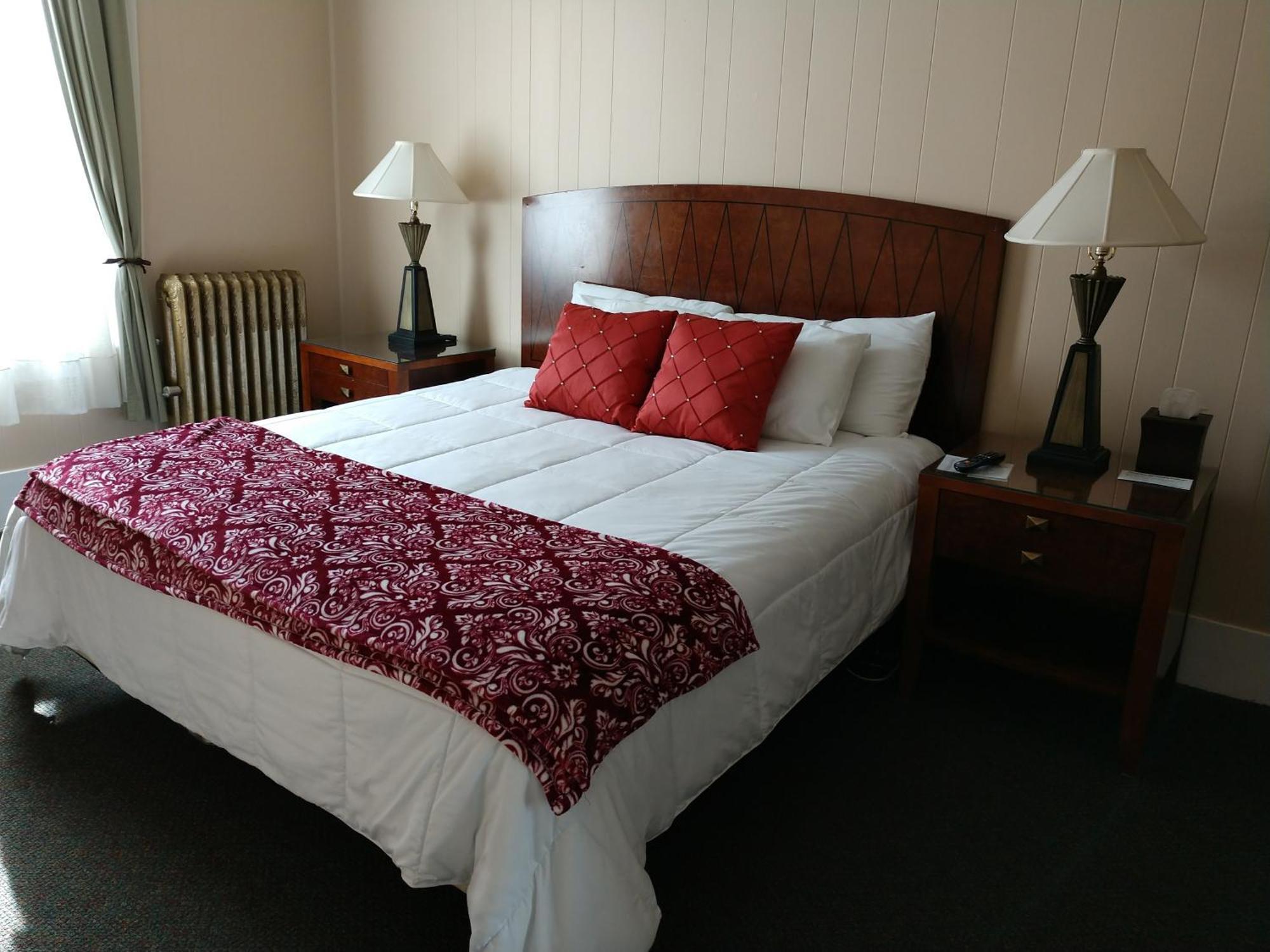 Single Room with Bathroom