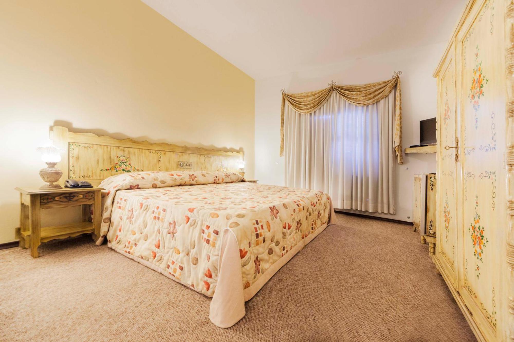 Standard Room Double Bed