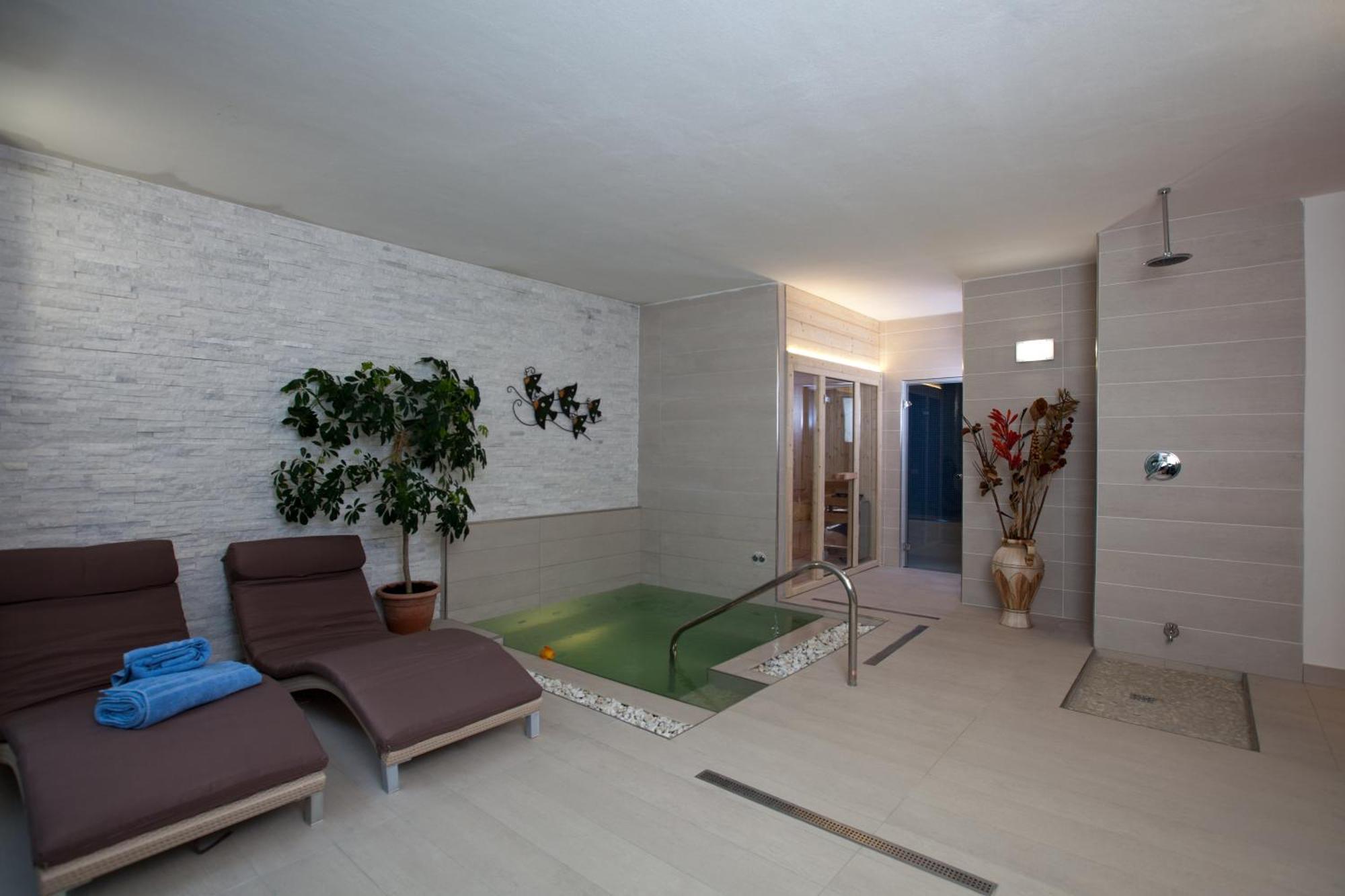 Double or Twin Room Spa Access