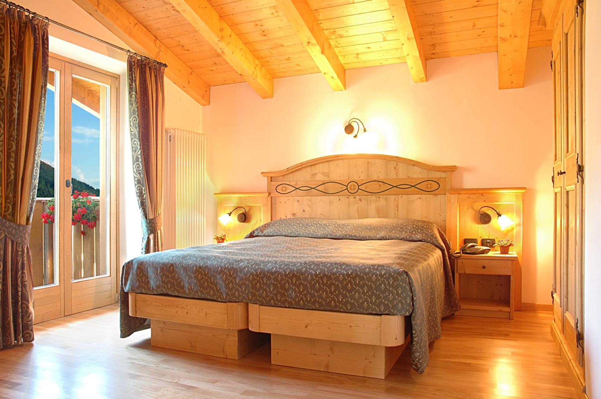 Double or Twin Room Balcony