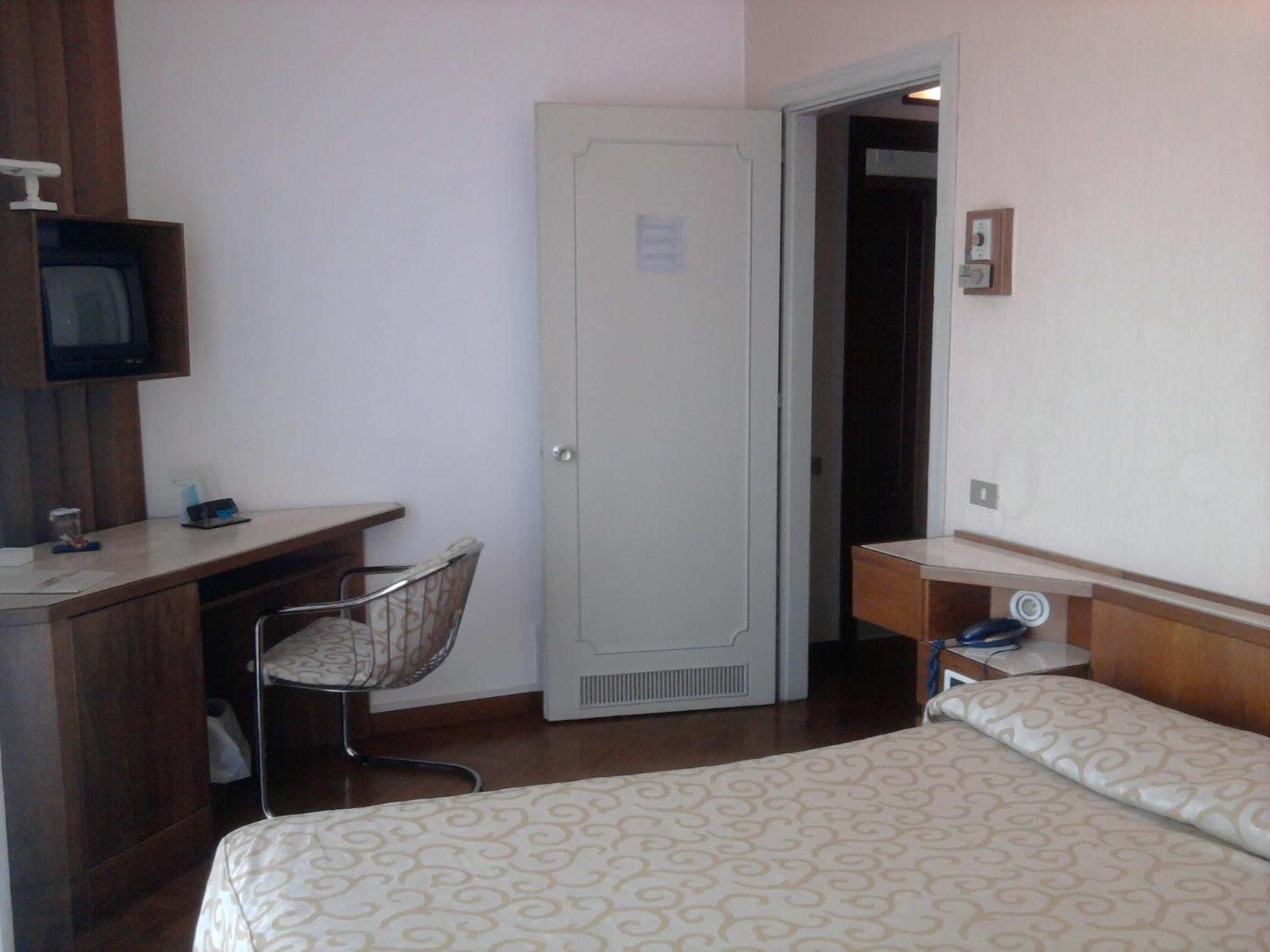 Single Room Park View