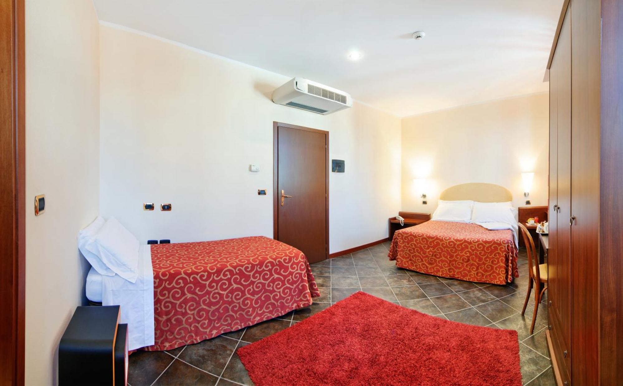 Triple Room,61055140:JPEG