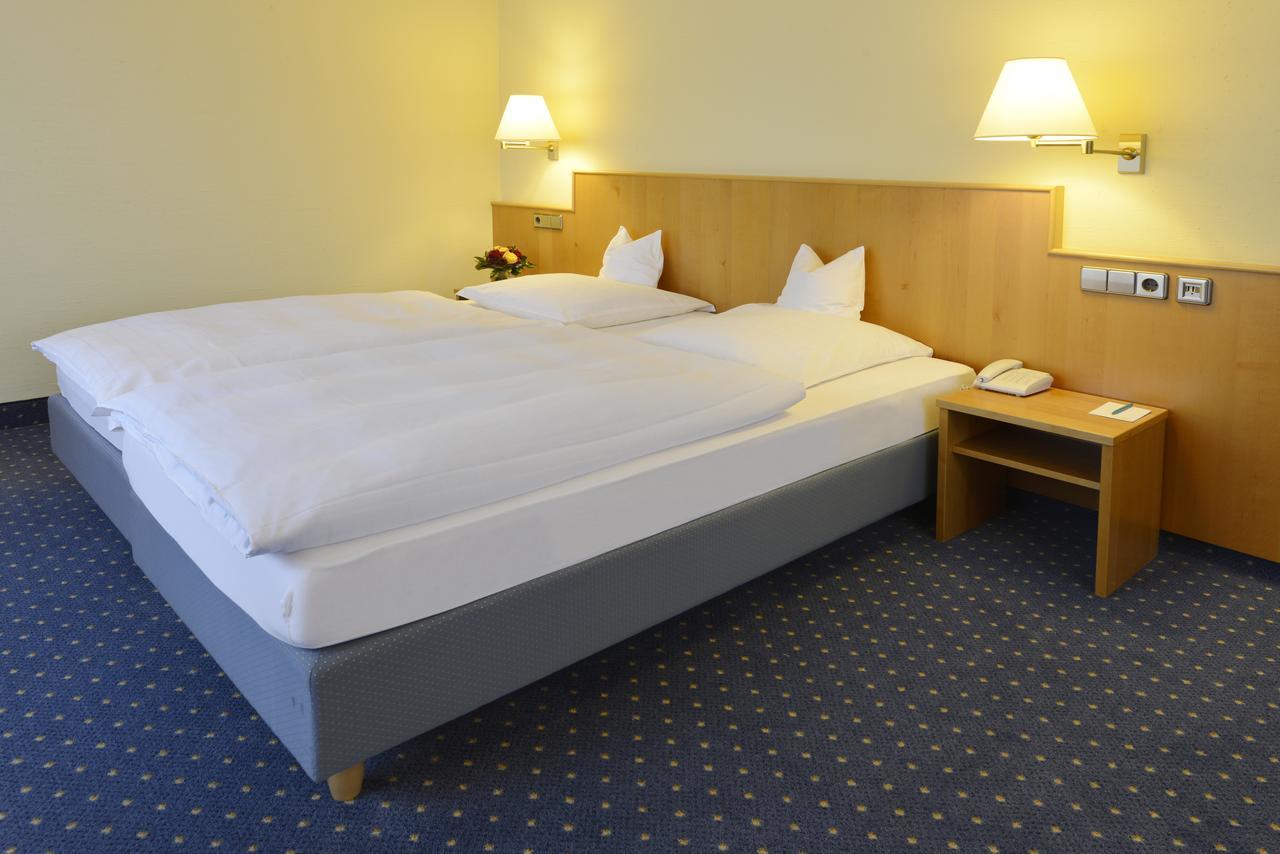 Deluxe Double Room,694810818:JPEG