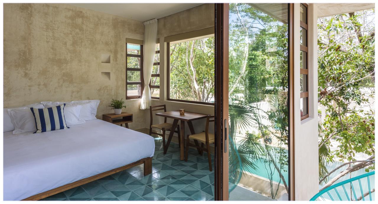 Hideaway Royal Suite