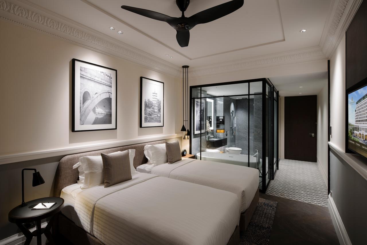 Premier Room