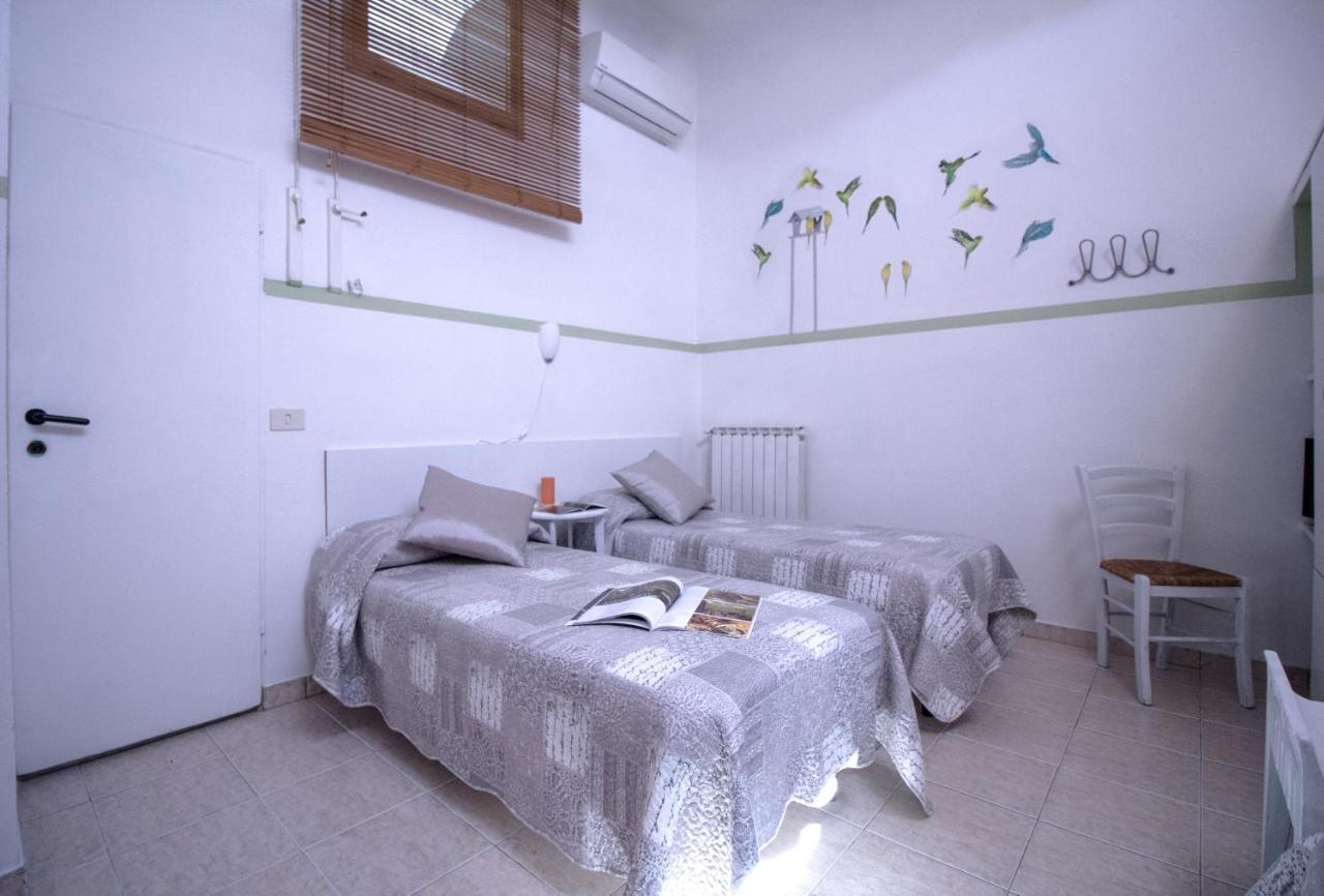 Triple Room En Suite Bathroom,695298603:JPEG