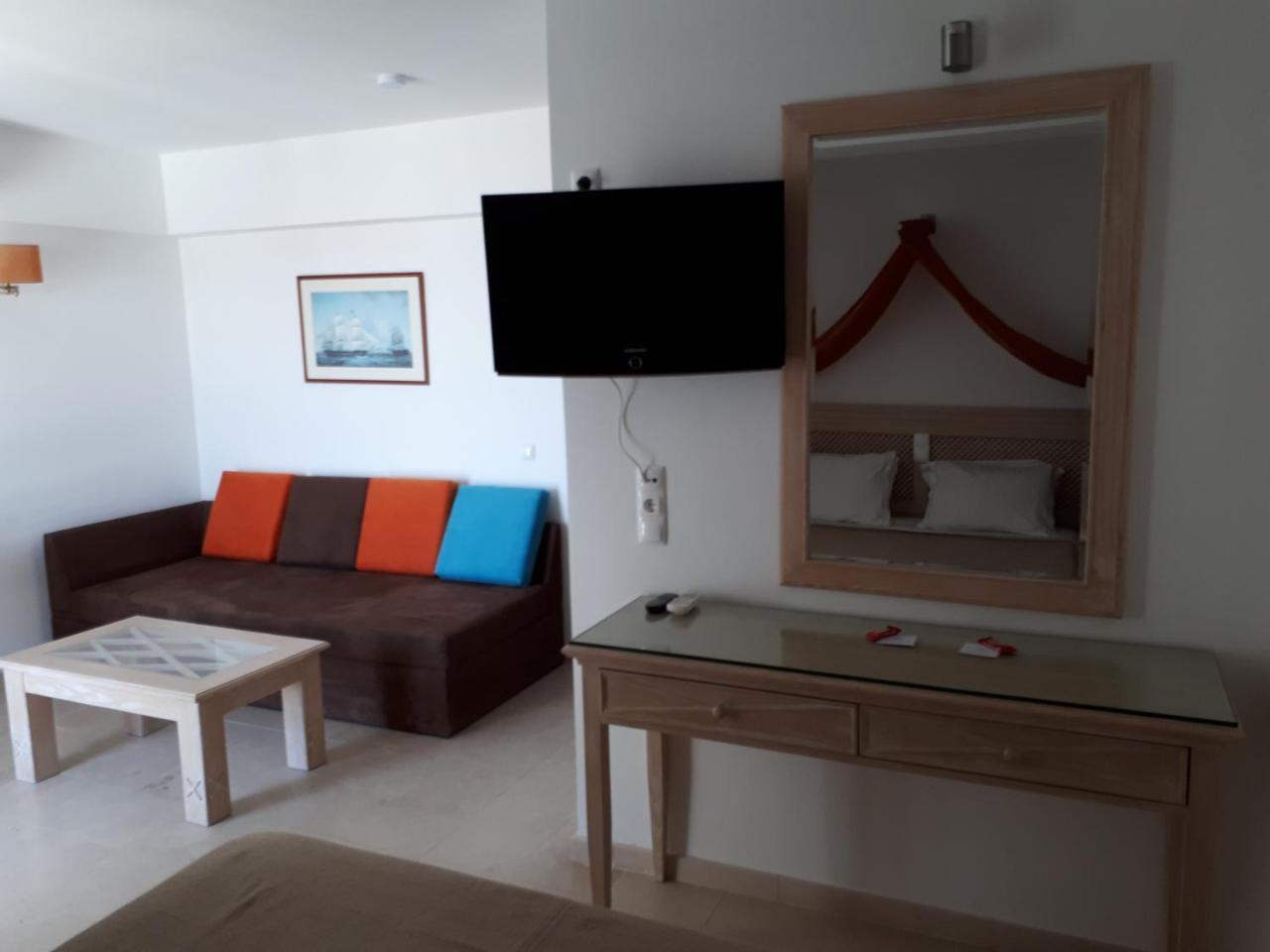 Studio Apartment Sea View
