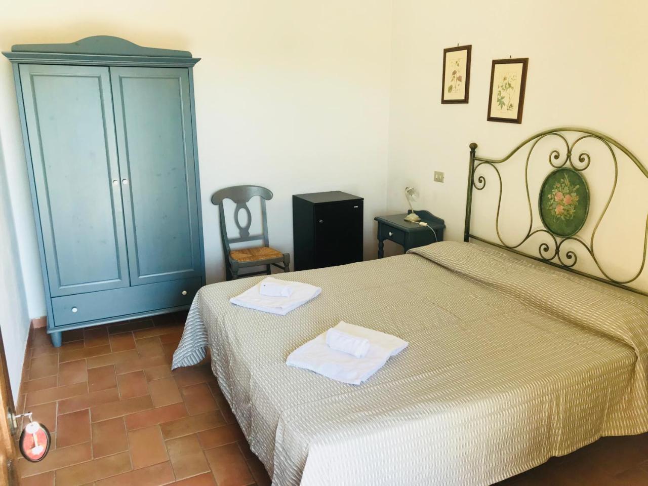 Economy Double Room,695729562:JPEG