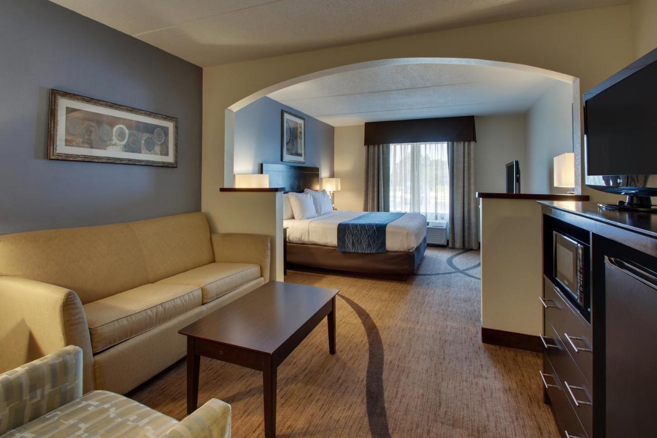 Standard Suite,1758333751:JPEG