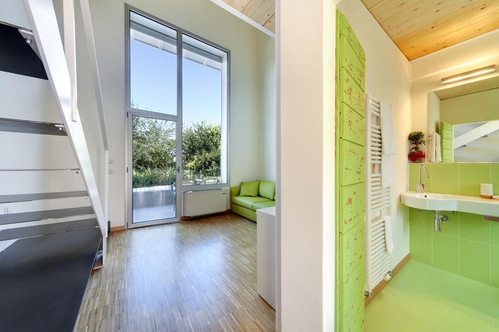 Double Room,326545957:JPEG