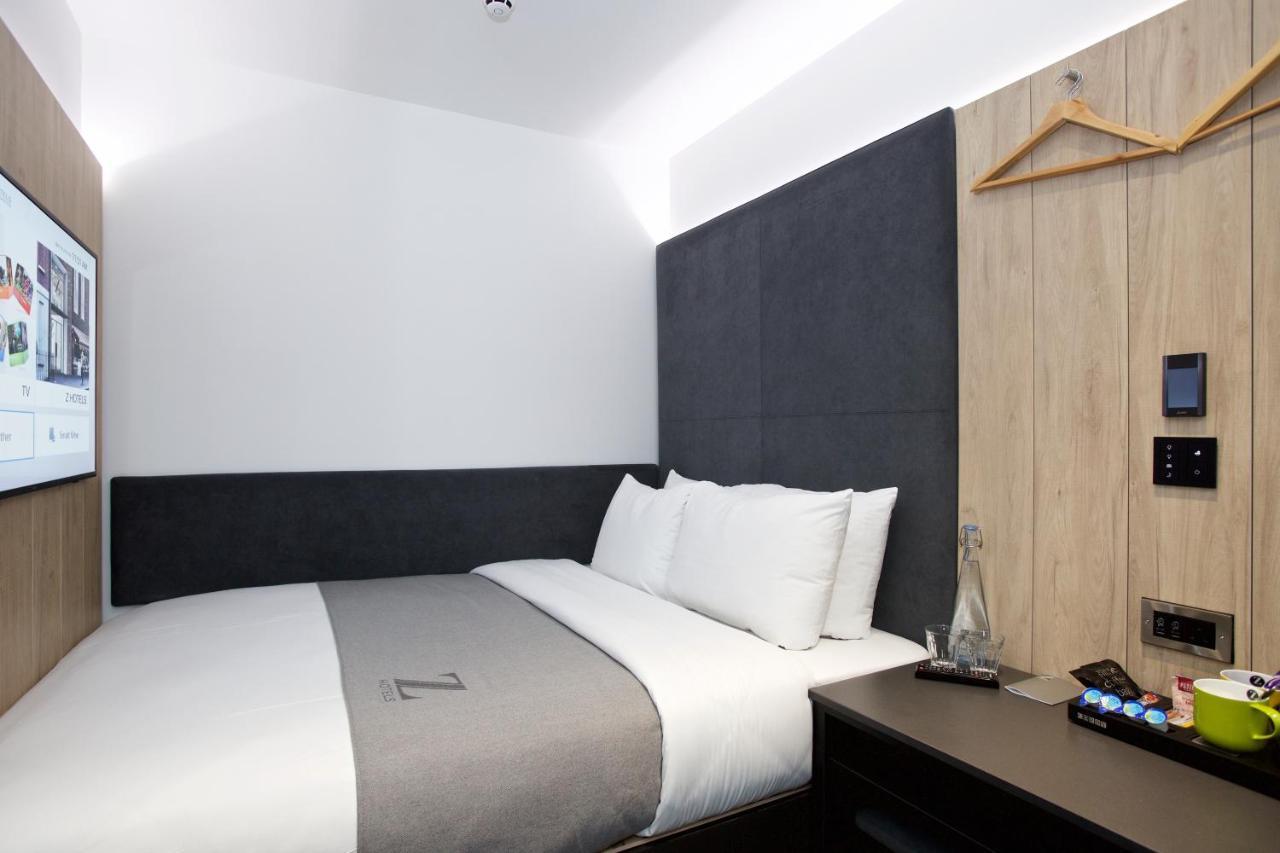 Double Room without Window,696314652:JPEG