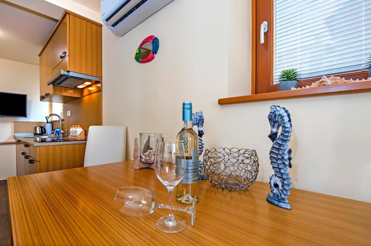 Apartment Sea View Attic