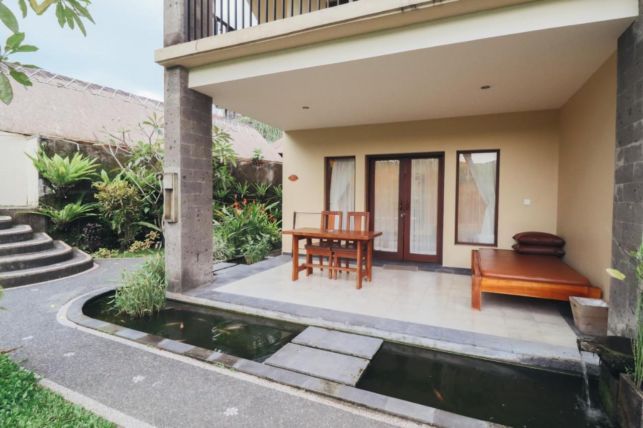 Deluxe Double Room Pool View