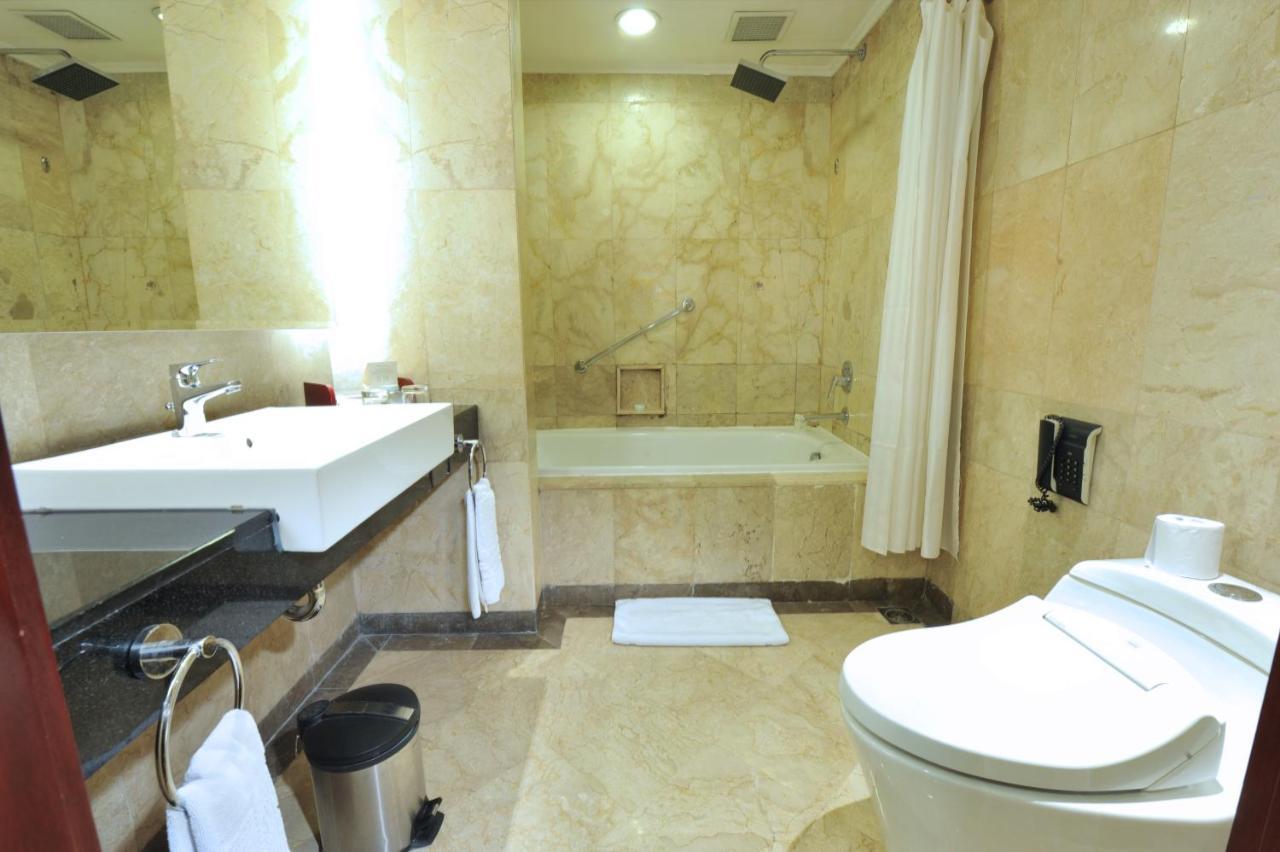 Superior King Room
