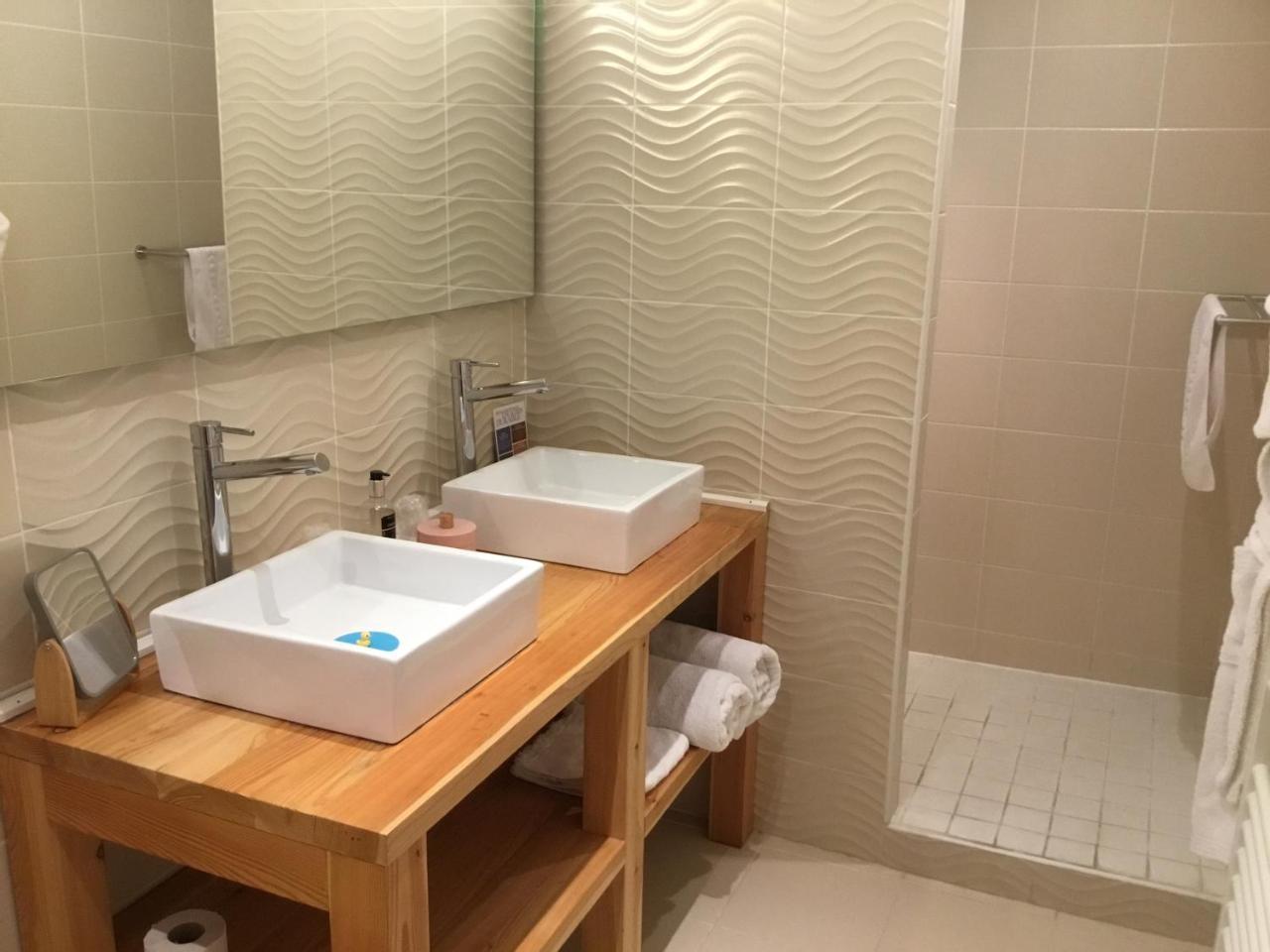 Large Double Room,1029040255:JPEG