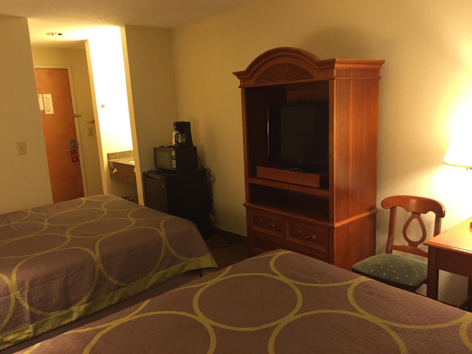 Double Room Two Double Beds Smoking