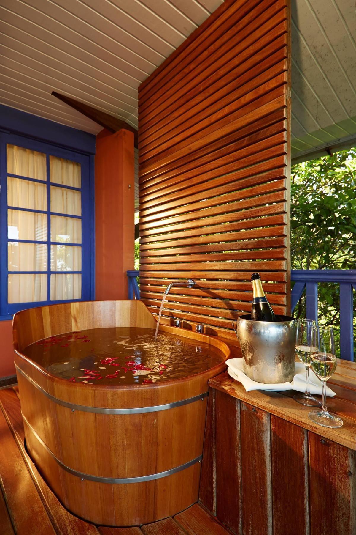 Master Double Room Japanese Style Hot Tub