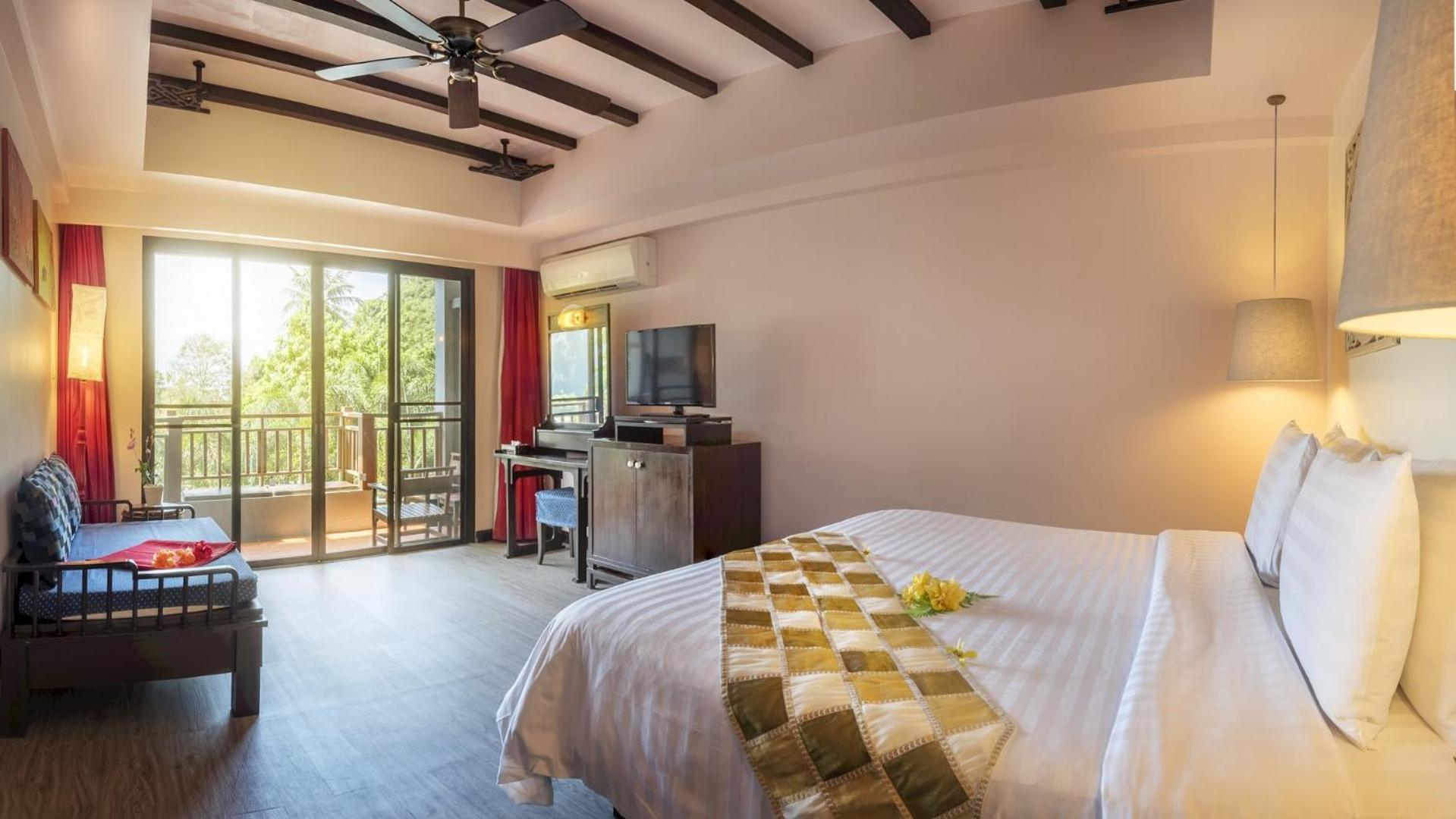 Deluxe Double or Twin Room Sea View