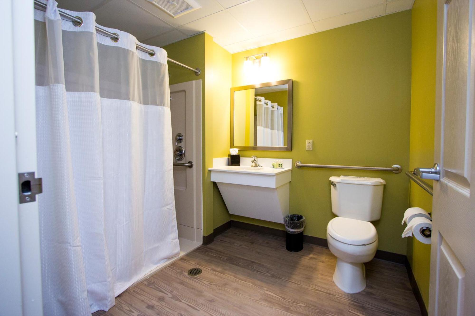 Queen Room Two Queen Beds Disability Access