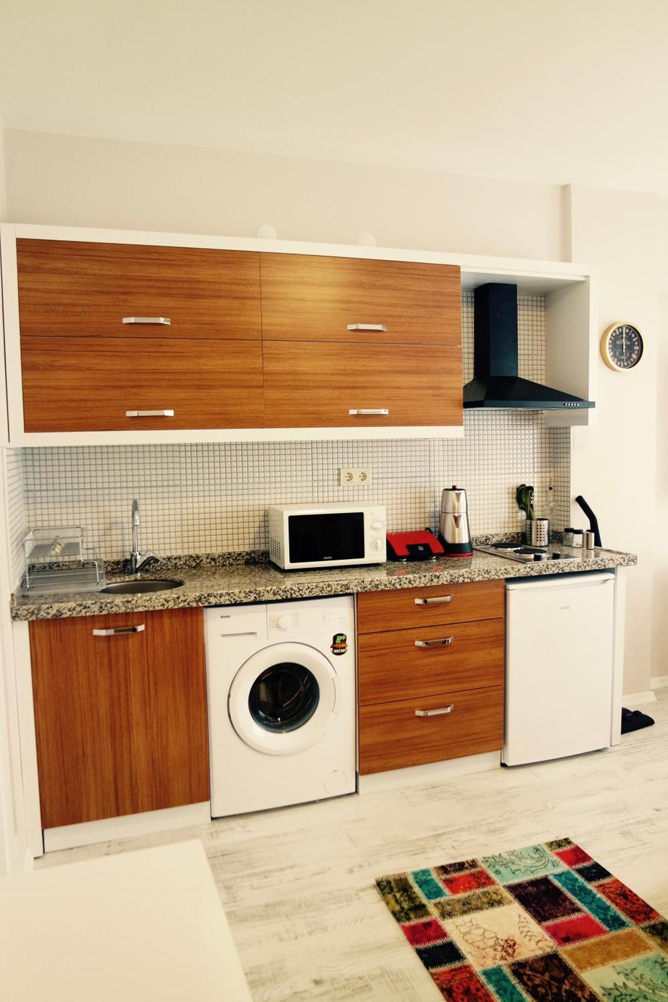 Studio Apartment